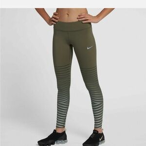 NEW Nike Epic Lux 3M Flash Women's Reflective Leggings